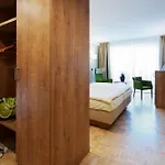 Отель Bio-seehotel Цойленрода